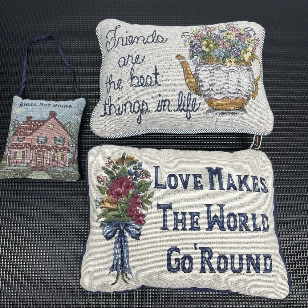 Vintage 1980s Tapestry Decorative Throw Pillow‎ & Door Hanger Set 3 Cottage Core